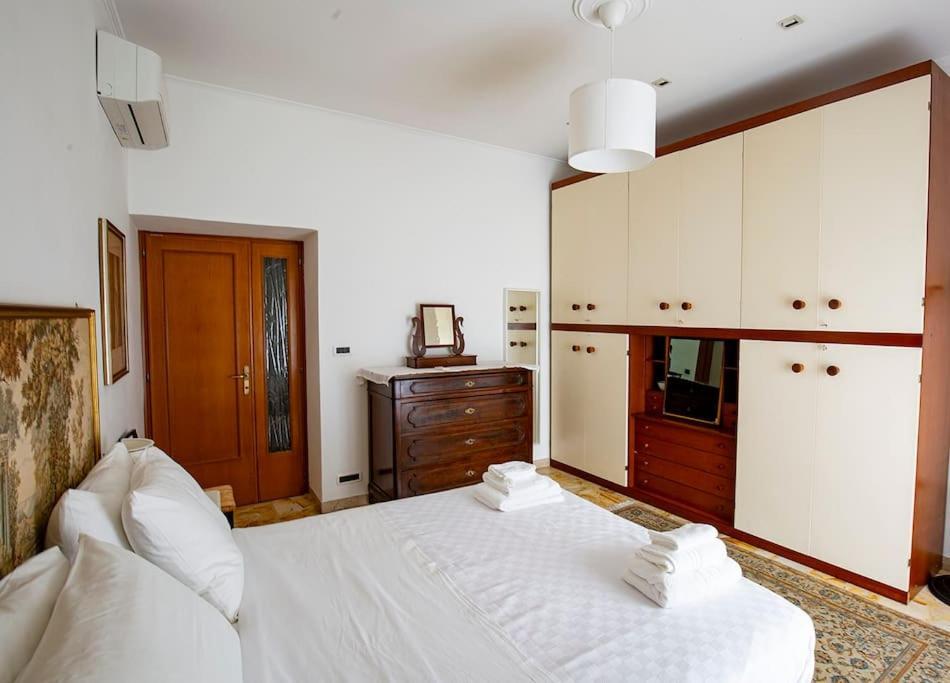 Dimora Al Colosseo, 2 Bedrooms 로마 외부 사진