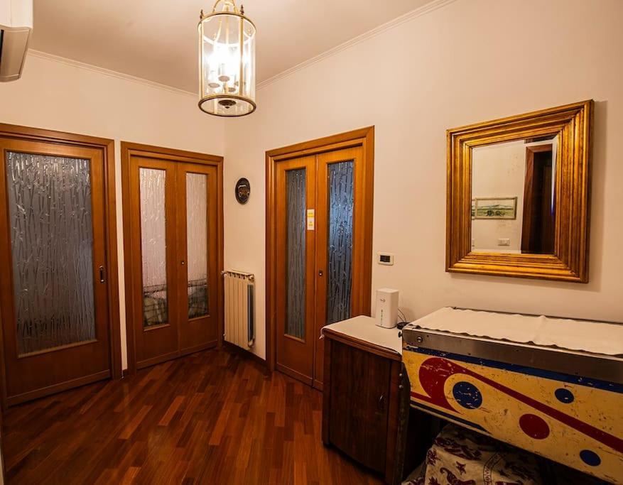 Dimora Al Colosseo, 2 Bedrooms 로마 외부 사진